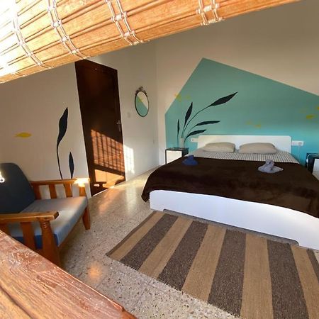 Joyhouse Guest House Teguise  Eksteriør bilde