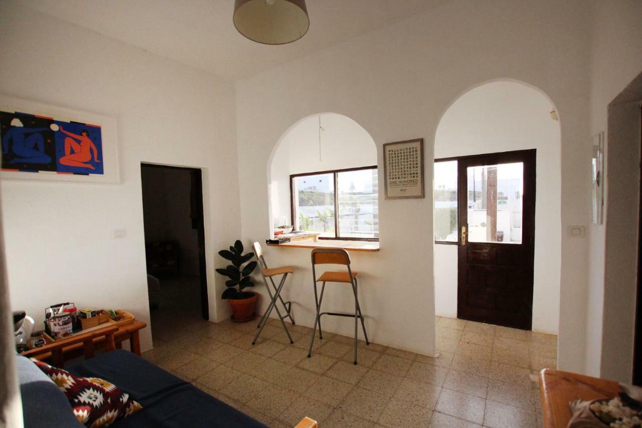 Joyhouse Guest House Teguise  Eksteriør bilde