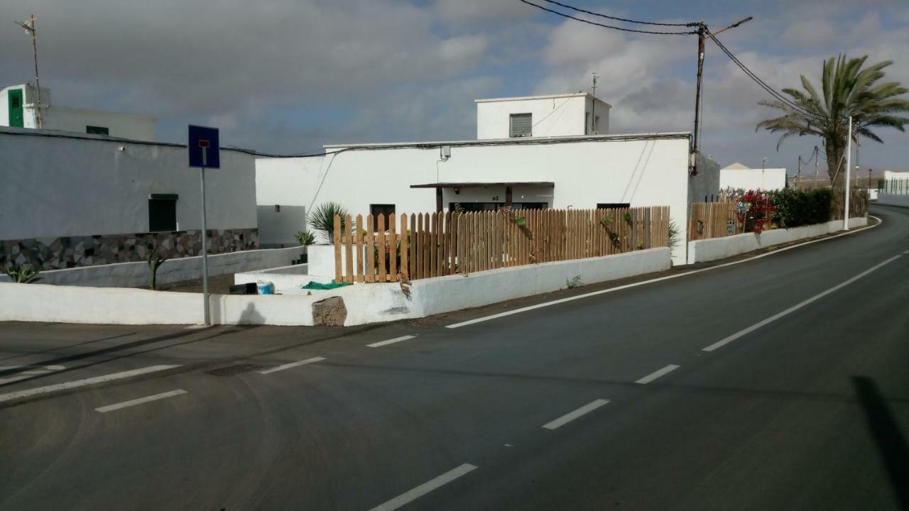 Joyhouse Guest House Teguise  Eksteriør bilde